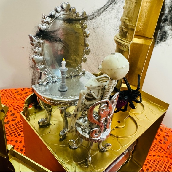 CUSTOM MADE Massive Gold Haunted Dollhouse - Picture 10 of 16